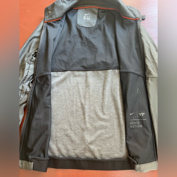 NIKE Virginia Tech Hokies Gray Zip Up Lightweight Jacket - Picture 10 of 10